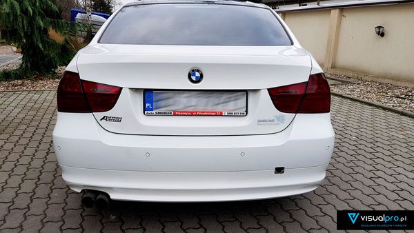 BMW z nowym dachem i lampami